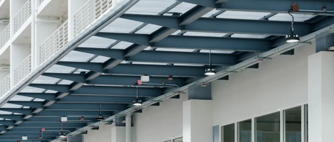 หลังคาชินโคไลท์ดีไหม? จุดเด่นที่ทำให้บ้านดูโปร่งแต่ไม่ร้อน